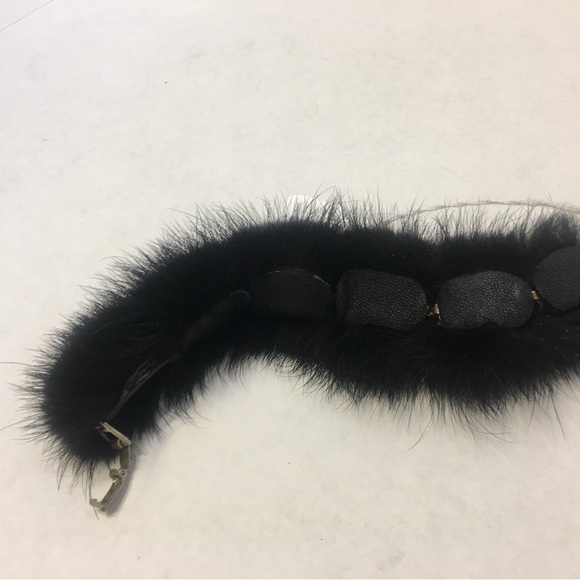 Black Mink Bracelet & Earrings - Picture 3 of 6